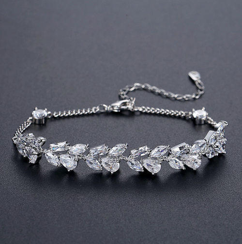 Adjustable Zircon Leaf Bracelet for Women